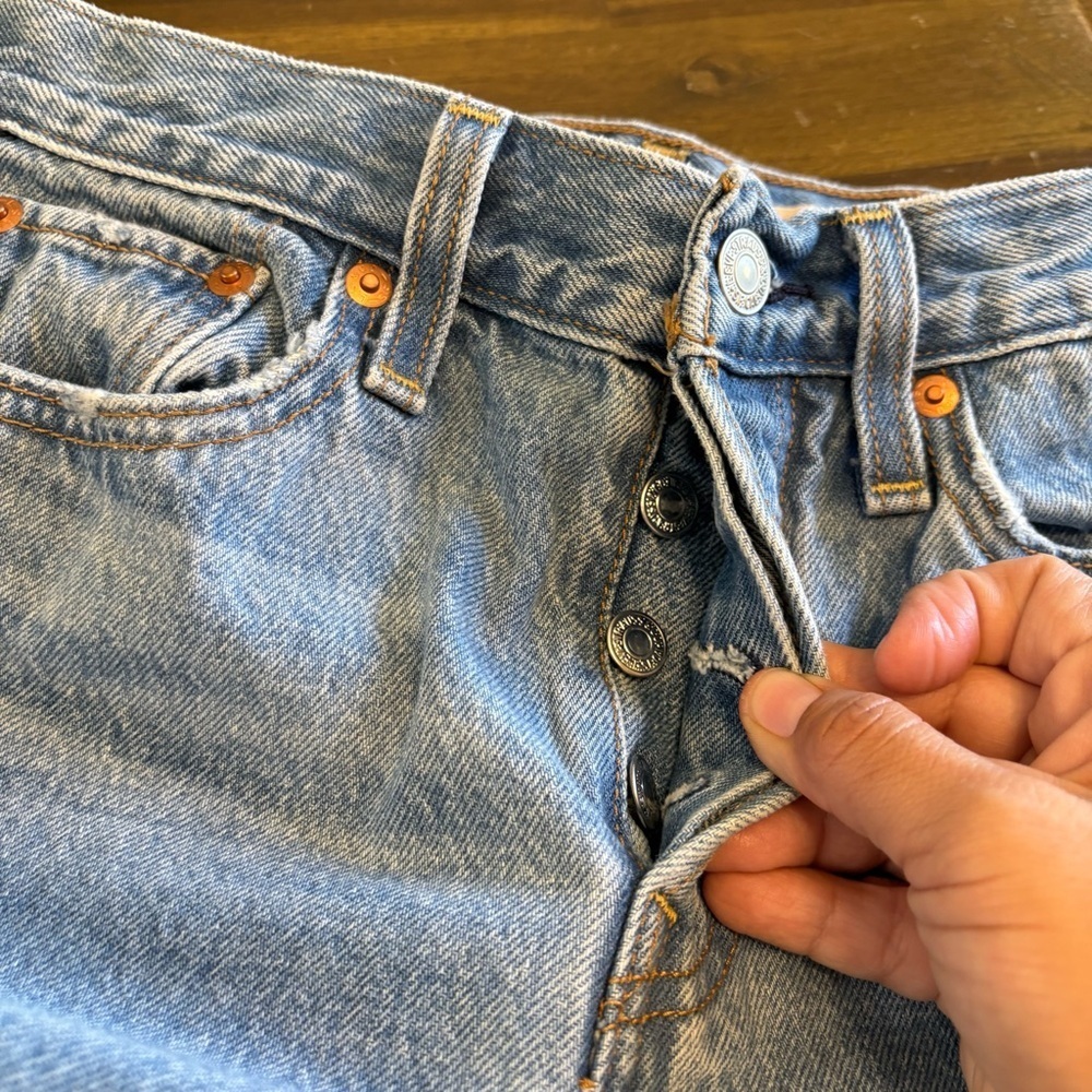 Levi’s Wedgie Straight Leg Jeans Space To Think Medium Wash 25 Casual Mom - Picture 7 of 14